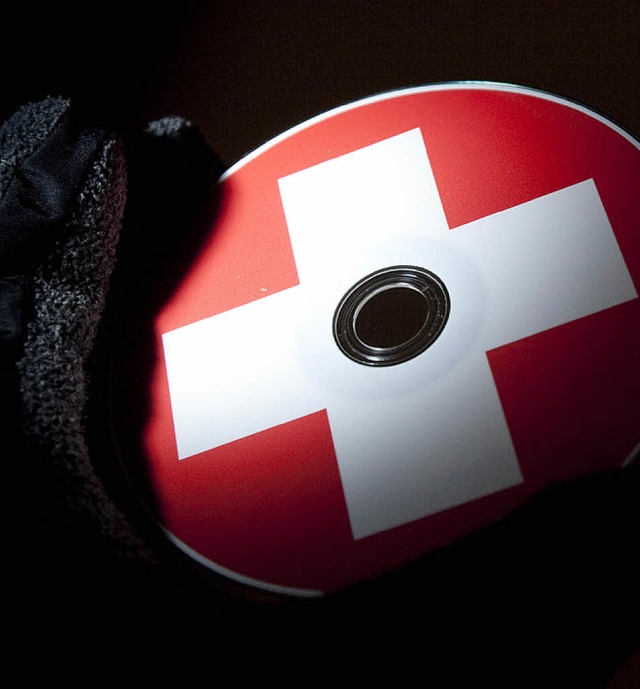Die Daten auf einer Steuer-CD aus der ...e die deutschen Fahnder auf die Spur.   | Foto: dpa