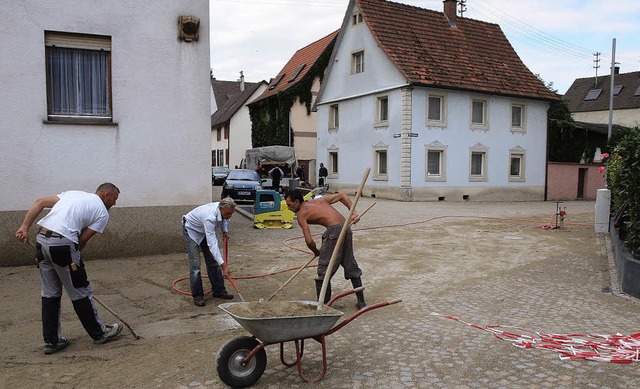 Letzte Arbeiten im Zuge der Ortskernsanierung in der Riegeler Herrengasse.    | Foto: Michael haberer