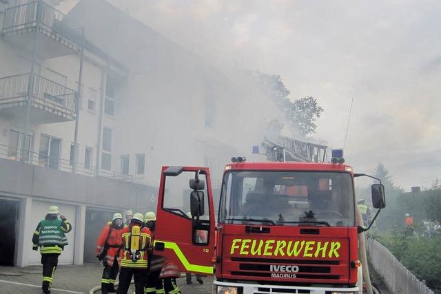 Wohnung brennt vllig aus