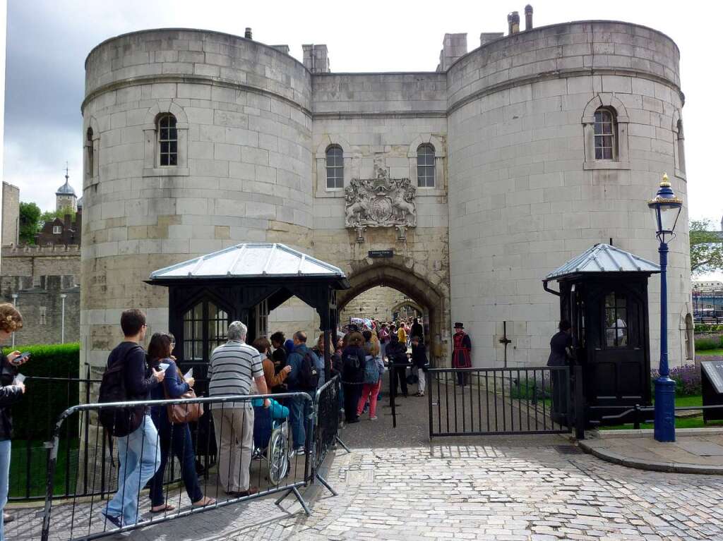 Her Majesty’s Royal Palace and Fortress - landlufig besser bekannt als Tower of London.