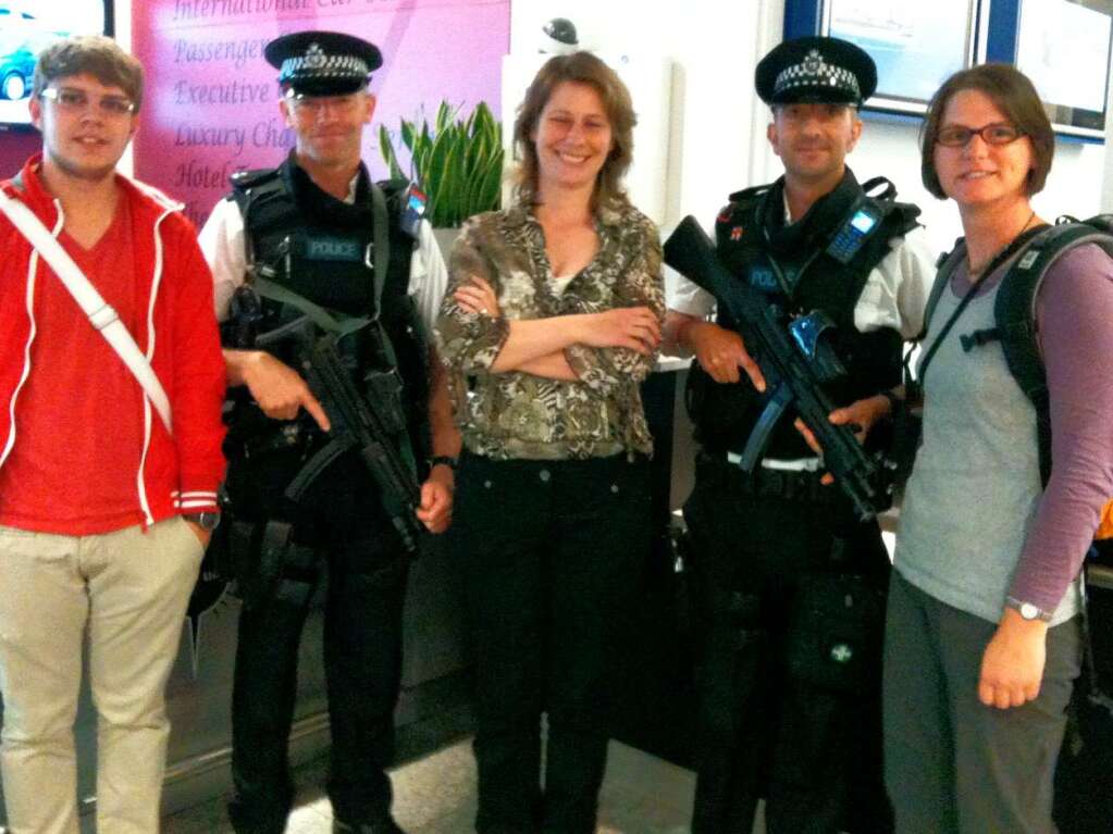 Das waren unsere netten Bodyguards – keine Angst, London ist absolut safe.