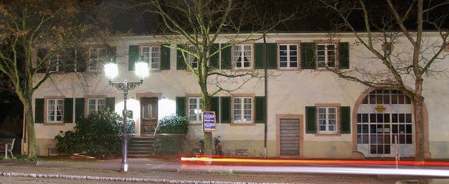 Das alte Rathaus in der Hinterdorfstra...e Stadt zum Haus der Vereine gemacht.   | Foto: Lauber