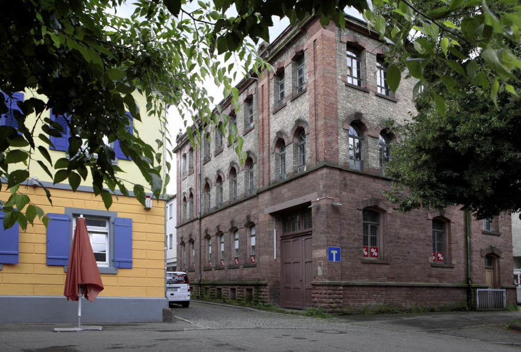Mit der alten Tonofenfabrik an der Lah... idealer Innenstadtstandort gefunden.   | Foto: ycb