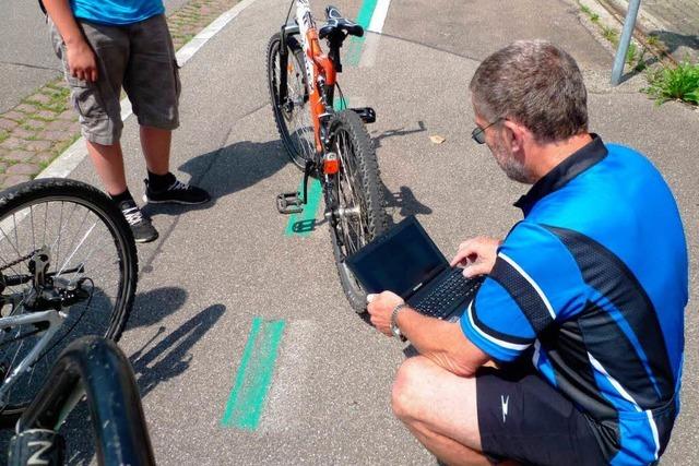 Polizei macht mit dem Notebook Jagd auf Fahrraddiebe