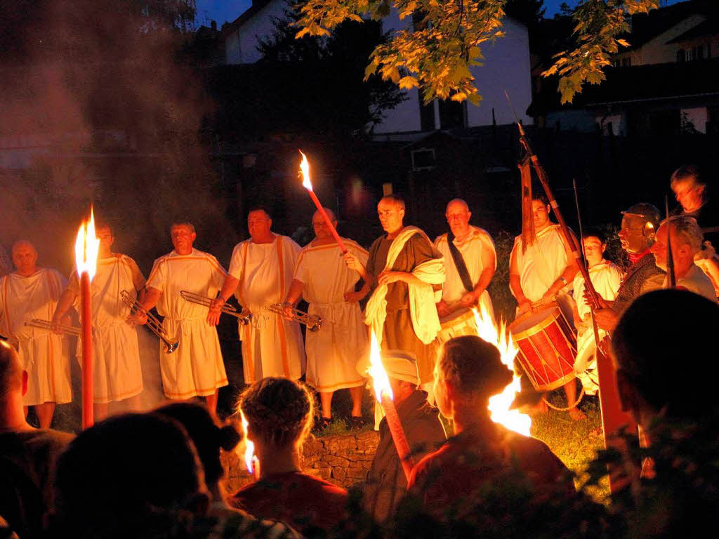 1250 Jahr Feier in Riegel: Nchtliches Schauspiel am Samstag am Mithras Tempel