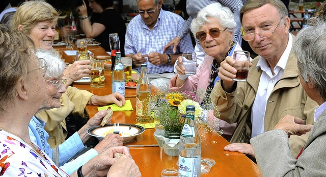 Feierlaune herrschte beim Altweiler Gemeindefest im Domhof.  | Foto: Steineck