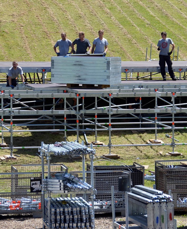 Aus vielen Einzelteilen wird eine gro...itungen fr das Festival am Wochenende  | Foto: Thomas Winckelmann