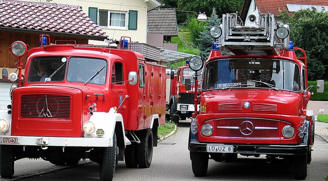 Feuerwehroldtimer  in Feuerbach &#8211...ts lockte viele  Nachbarfeuerwehren.    | Foto: schtz