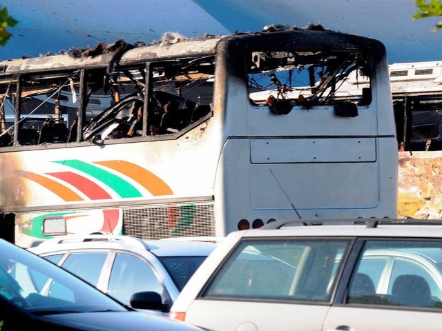 Zerstrt: Der israelische Bus in Bulgarien  | Foto: AFP