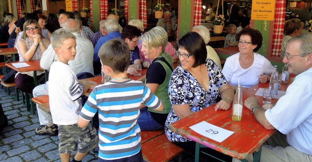 Die Besucher des Budenfestes knnen  sorglos feiern.   | Foto: Hartenstein