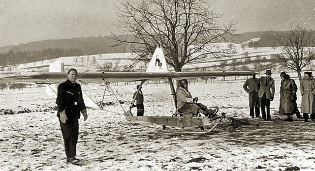 Aller Anfang ist schwer: Die ersten Fl...ert auf einem Foto  aus dem Jahr 1953.  | Foto: privat