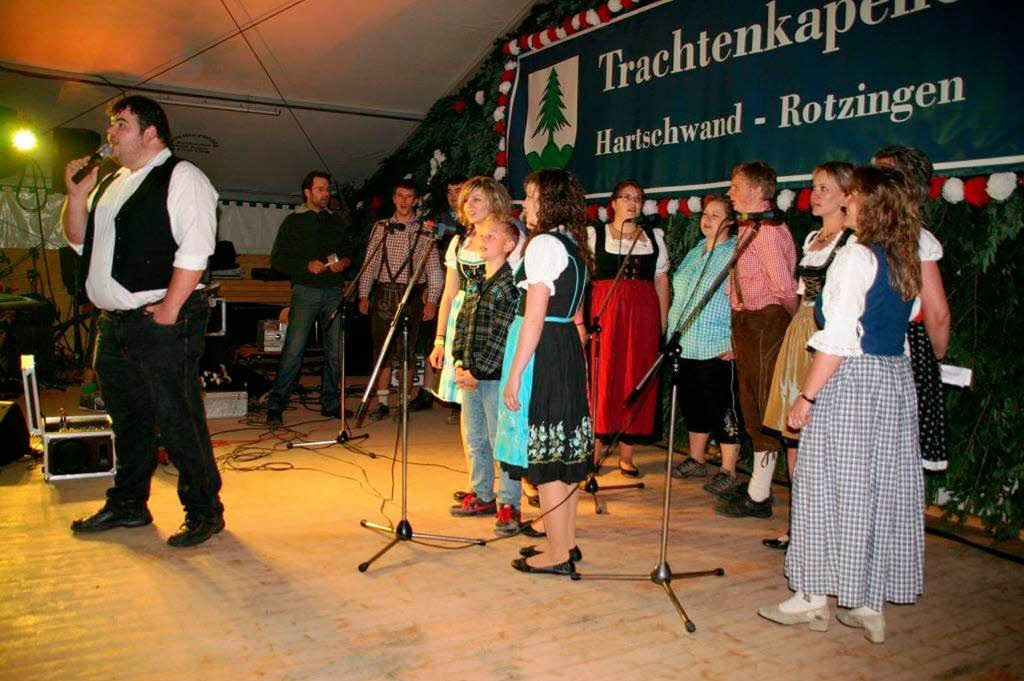 Impressionen vom Bezirksmusikfest mit Fahnenweihe der Trachtenkapelle Hartschwand-Rotzingen