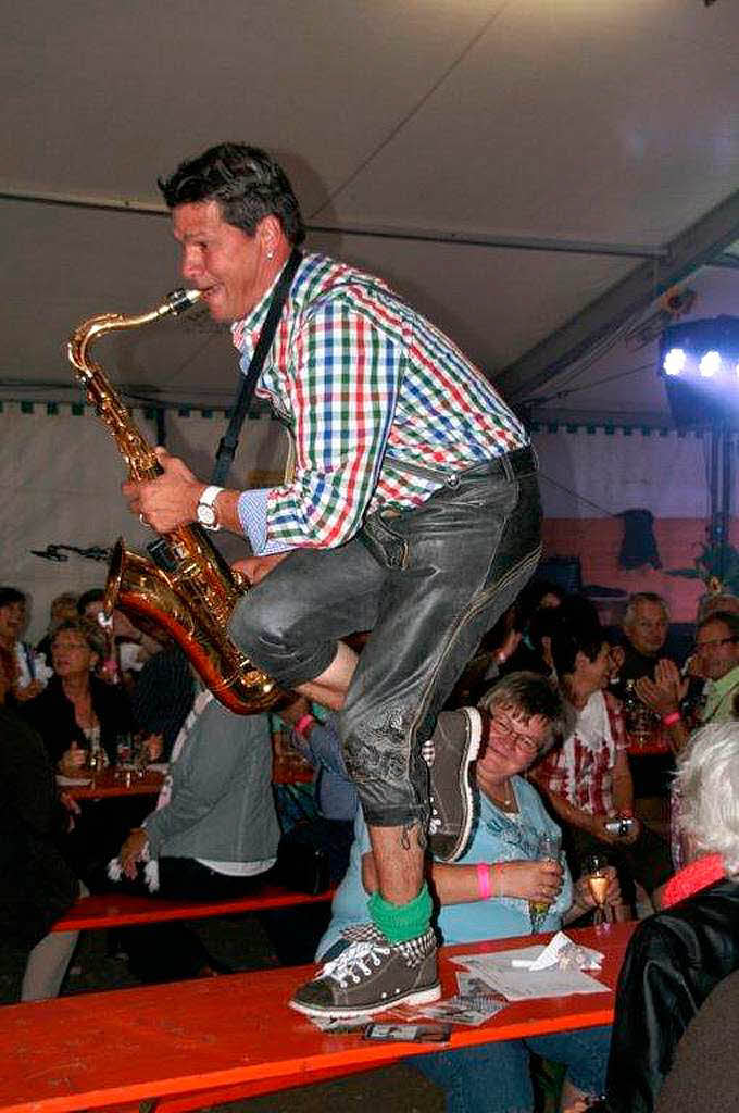 Impressionen vom Bezirksmusikfest mit Fahnenweihe der Trachtenkapelle Hartschwand-Rotzingen