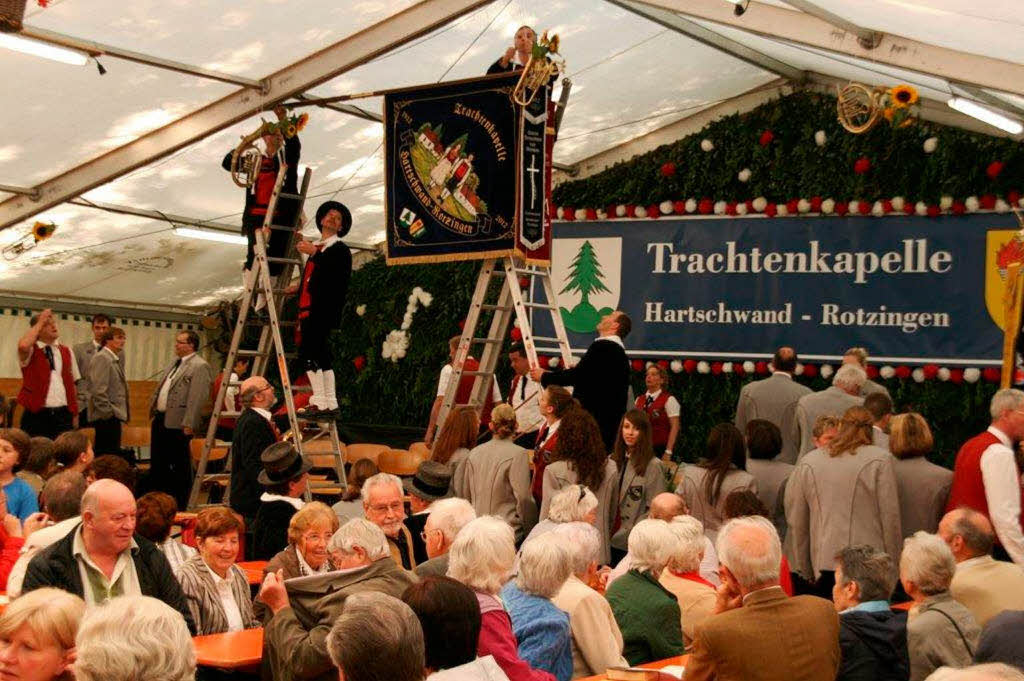 Impressionen vom Bezirksmusikfest mit Fahnenweihe der Trachtenkapelle Hartschwand-Rotzingen