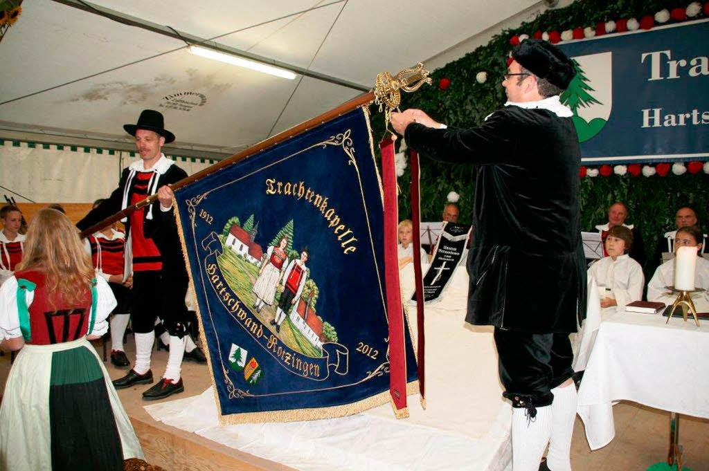 Impressionen vom Bezirksmusikfest mit Fahnenweihe der Trachtenkapelle Hartschwand-Rotzingen