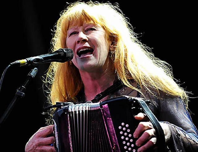 Ausgefeilter Gesang: die Kanadierin Loreena McKennitt   | Foto: Juri Junkov