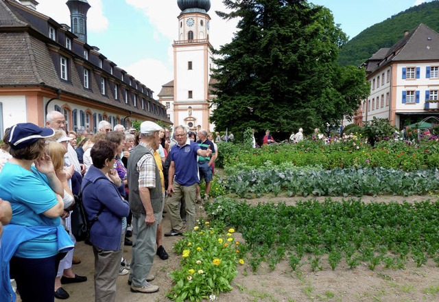 Aufmerksame Zuhrer fand Klostergrtne...und Grten des Klosters St. Trudpert.   | Foto: Eberhard Gross