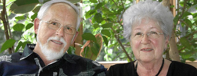 Gerd (72) und Sabine Schoster (71) feiern am 24.7. Goldene Hochzeit.  | Foto: Martina Proprenter