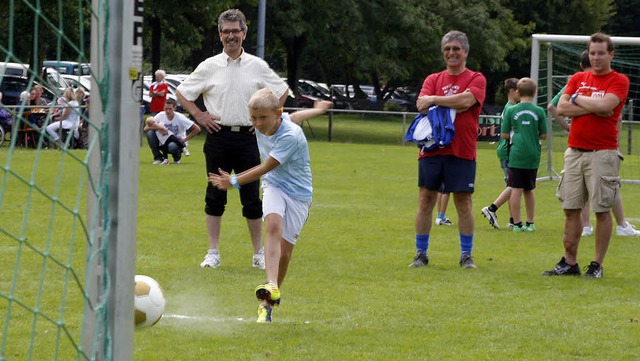 Die SVK-Kids und -Daddys sind die neuen Wylerter Neun-Meter-Knige.   | Foto: Heidi Fssel