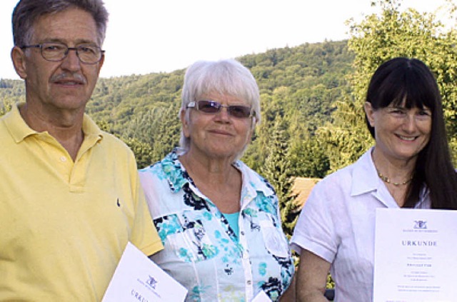 Die  Lehrer Wolfgang Oehse, Christel L...eltraud Fink treten in den Ruhestand.   | Foto: Cremer