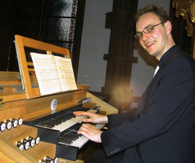 Der Freiburger Organist Marius Mack   | Foto: Frey