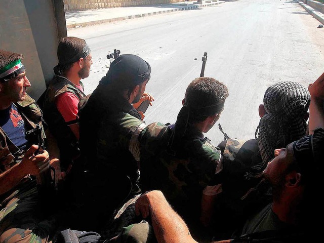 Rebellen bei Aleppo  | Foto: dpa
