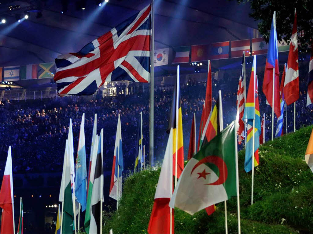 Die Flaggen aller Nationen, die an den Olympischen Sommerspielen 2012 in London teilnehmen.