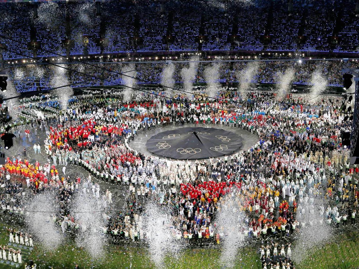 Der Einmarsch der Nationen im Londoner Olympiastadtion.
