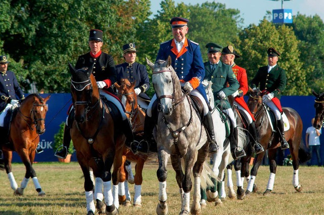 Die Euroquadrille beim Gala-Abend  | Foto: Carola Bruhier