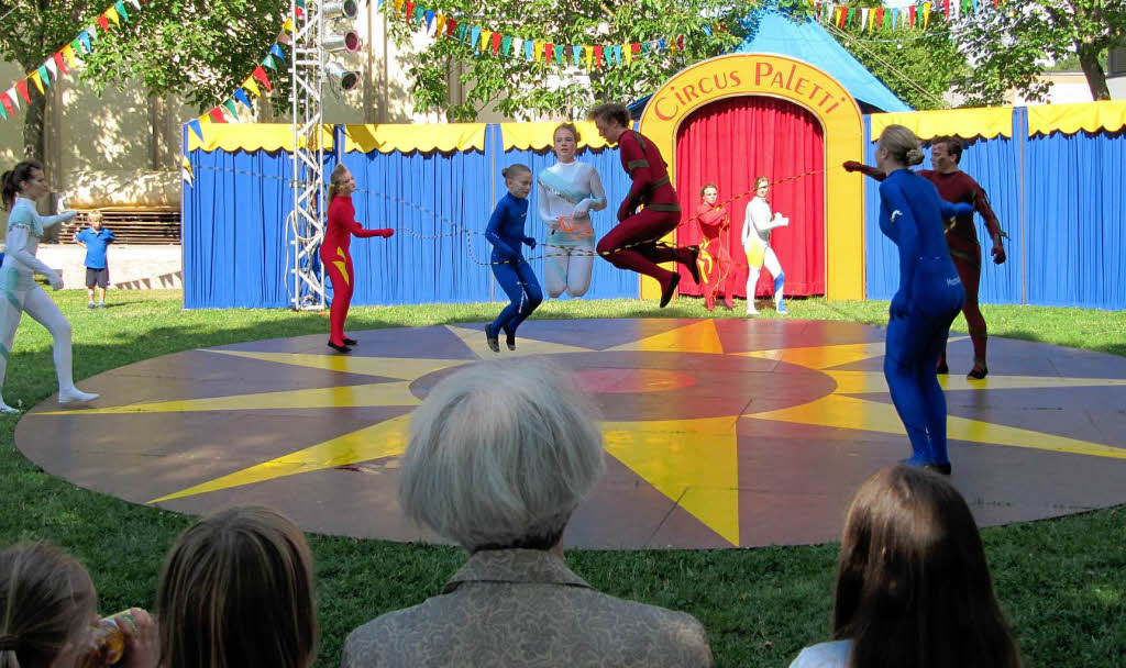 Ob nur ein Seil oder mehrere gleichzeitig: Beim Rope Skipping waren „Jumping Elements“ in ihrem Element.