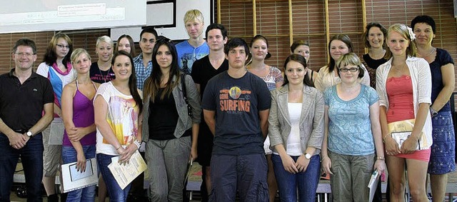 Erfolgreiche Absolventen der Berufsfachschule Wirtschaft   | Foto: BZ