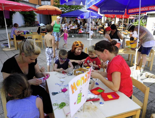 Volles Programm fr die Kinder der Kit... gab&#8217;s Kaffee fr die Senioren.   | Foto: thomas Kunz