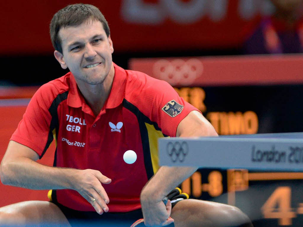 In die Knie gezwungen: Deutschlands Tischtennis-As Timo Boll ist im Viertelfinale des Einzelwettbewerbs ausgeschieden.