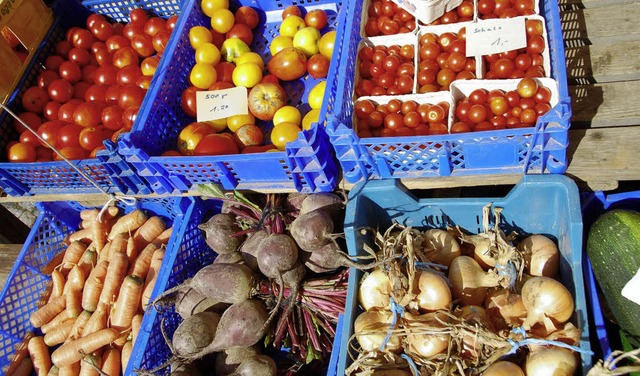 Bunt, vielfltig und gesund: Das Angebot auf dem Emmendinger Wochenmarkt.   | Foto: Hans-Jrgen Trul