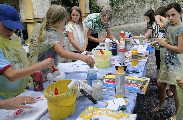 Begeistert zeigten sich die jungen Tei...r-Kunstworkshops in der Codmananlage.   | Foto: Hrvoje Miloslavic