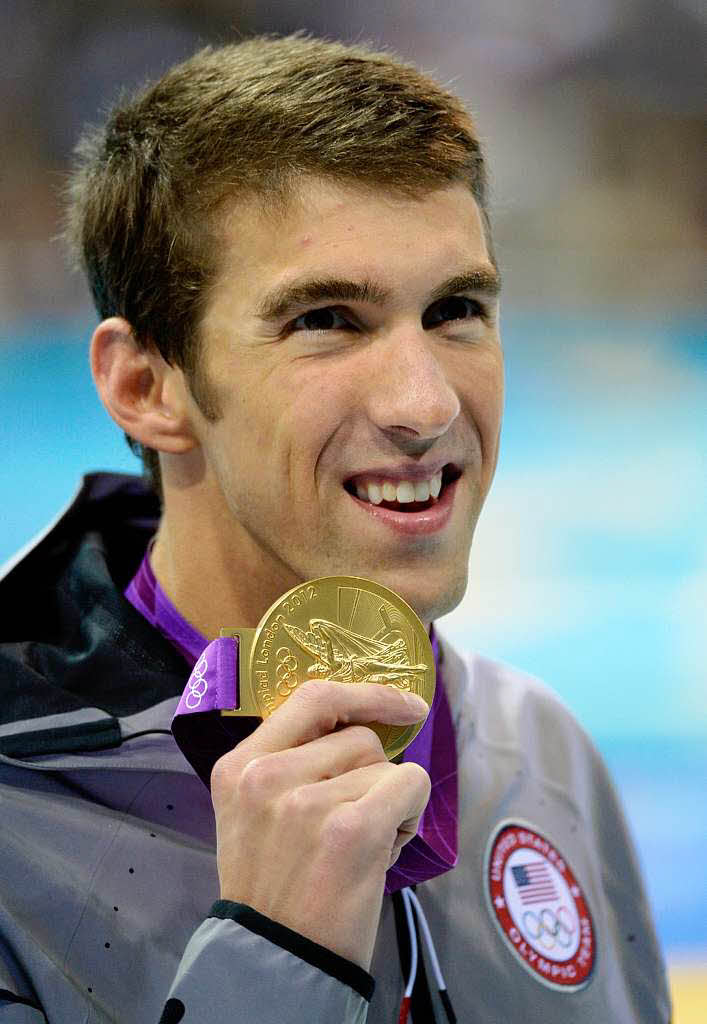Ausnahme-Schwimmer Michael Phelps gewann seine 16. olympische Goldmedaille! brigens: Nur zehn Minuten nach der Siegerehrung schwamm Phelps das nchste Halbfinale...