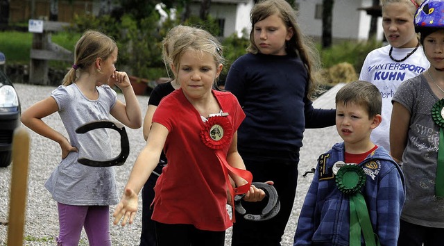 Eine der Disziplinen: Hufeisenwerfen   | Foto: heidi fssel