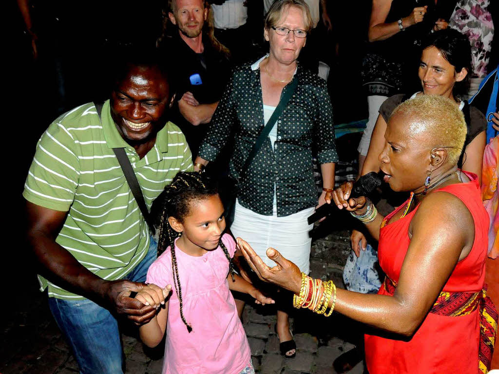 Mama Africa - Anglique Kidjo lud ihr Gste zum tanzen und mitsingen ein