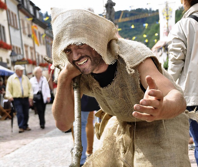 Beim Historischen Marktplatzfest samme...idet, fr einen gemeinntzigen Zweck.   | Foto: Hubert Bleyer