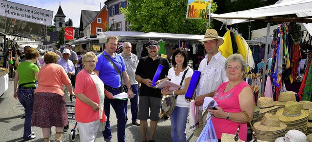 Beim Jakobimarkt wurden langjhrige Ma...mkundin Ursula Gpfert aus Ihringen.    | Foto: Dieter Erggelet