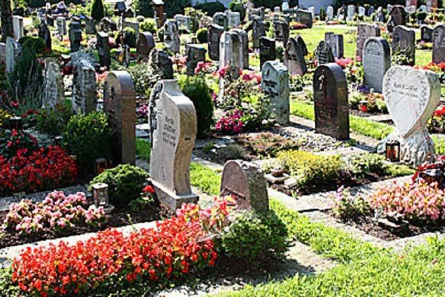 Buchenbach erweitert Friedhof