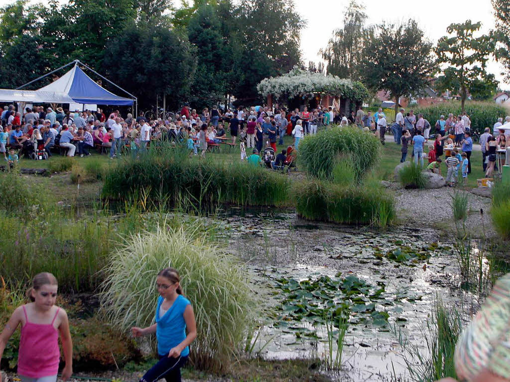 Frhliches, beschwingtes Bachpromenadenfest in Meienheim