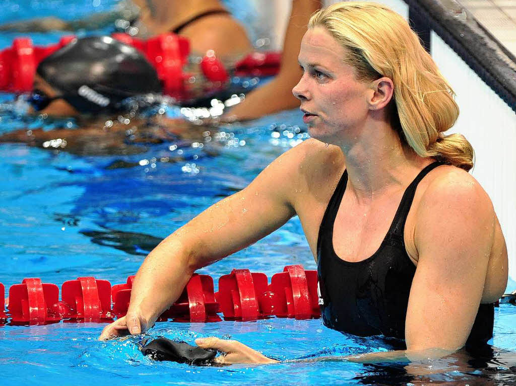 Enttuschung bei Britta Steffen! ber 50-Meter-Freistil stand am Ende ein unglcklicher vierter Platz auf der Anzeigetafel. Die deutschen Schwimmer fahren ohne Medaille nach Hause.