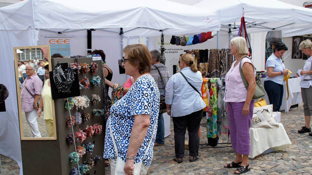 Binationaler Kunsthandwerkmarkt in Endingen: Textile Unikate.