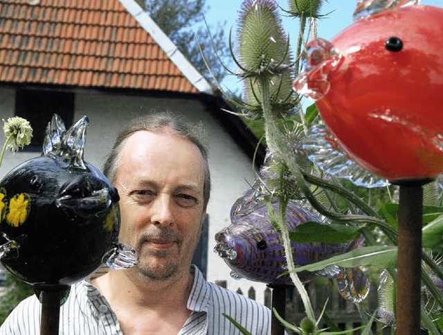 Glasblser Dirk Brklin lebt und arbei...n, sondern auch im Dorf ganz allgemein  | Foto: Karin Stckl-Steinebrunner