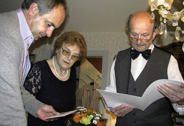 Zur Diamantenen Hochzeit gratulierte B...is und Johanna Burgert  in Mnstertal.  | Foto: M. Lange