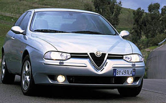 Pionier: Alfa 156 mit Common-Rail-Technik   | Foto: werksfoto