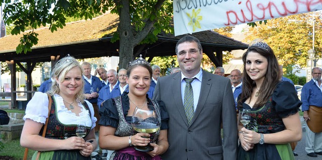 Die Markgrfler Weinprinzessin Aurelia... Badischen Prinzessin Larissa Stbler   | Foto: Sigrid Umiger