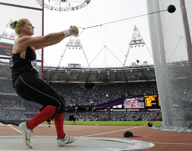 Happy End nach einem langen Verwirrspi...ng drei und damit die Bronzemedaille.   | Foto: dapd