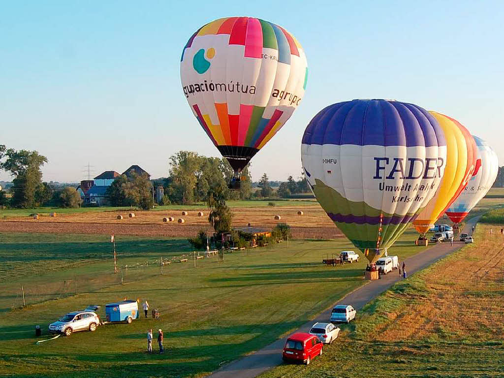 Die anderen Ballons folgen.